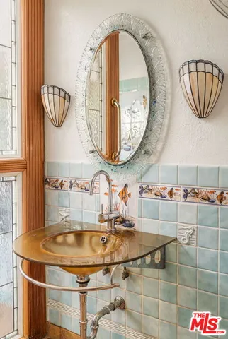 $795,000 | 3605 Cerritos Avenue, Long Beach, CA 90807