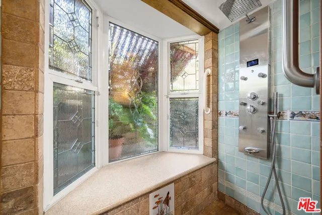 $795,000 | 3605 Cerritos Avenue, Long Beach, CA 90807