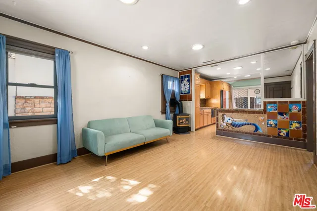 $795,000 | 3605 Cerritos Avenue, Long Beach, CA 90807