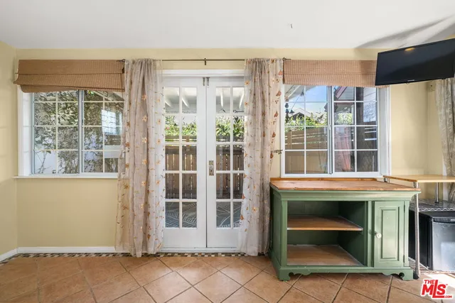 $795,000 | 3605 Cerritos Avenue, Long Beach, CA 90807