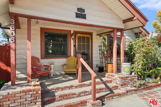 $795,000 | 3605 Cerritos Avenue, Long Beach, CA 90807