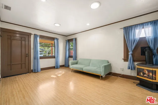 $795,000 | 3605 Cerritos Avenue, Long Beach, CA 90807