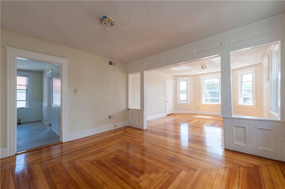 525 Providence Street Woonsocket, RI 02895 - Photo 11 of 30