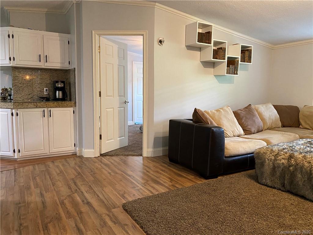 1107 Bee Tree Road Swannanoa, NC 28778 - Photo 11 of 25 Gallery Image 11