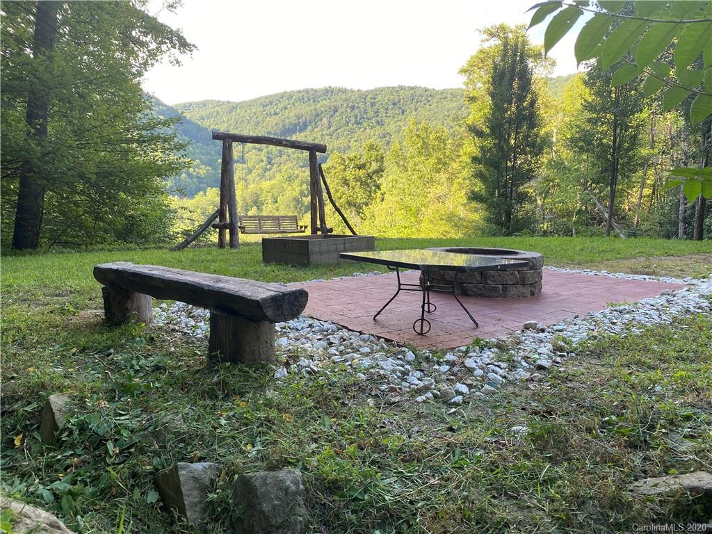 1107 Bee Tree Road Swannanoa, NC 28778 - Photo 18 of 25 Gallery Image 18