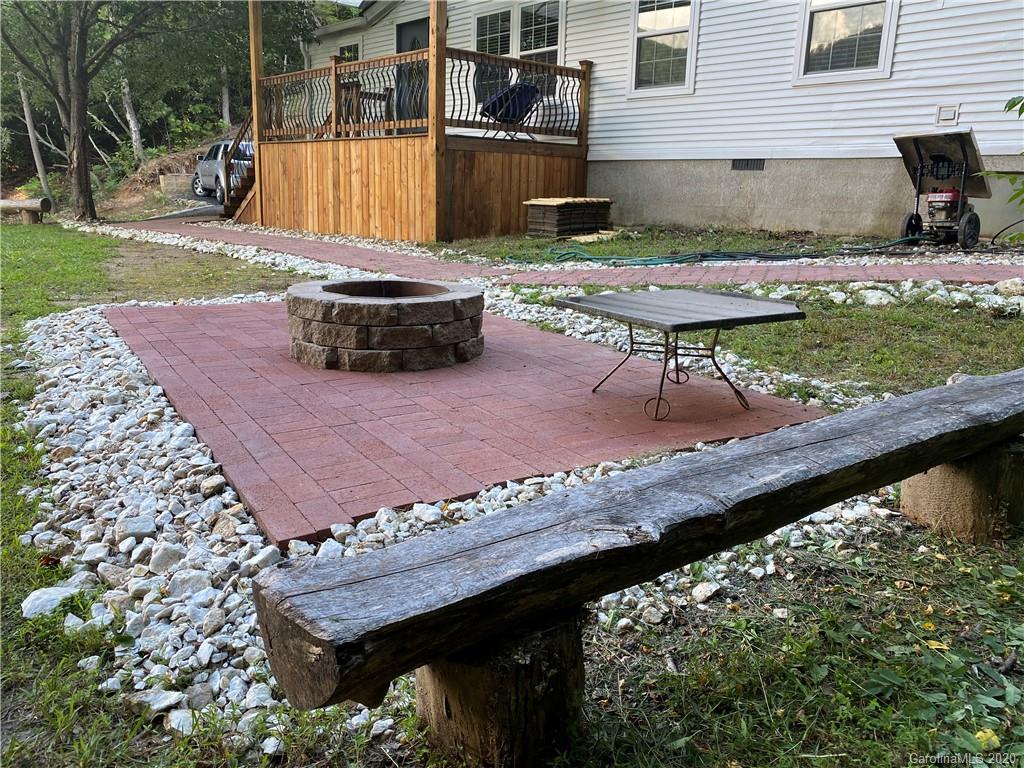 1107 Bee Tree Road Swannanoa, NC 28778 - Photo 19 of 25 Gallery Image 19