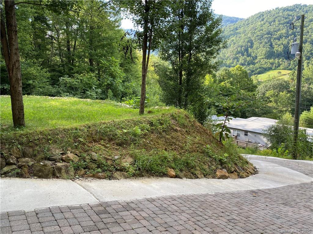 1107 Bee Tree Road Swannanoa, NC 28778 - Photo 23 of 25 Gallery Image 23