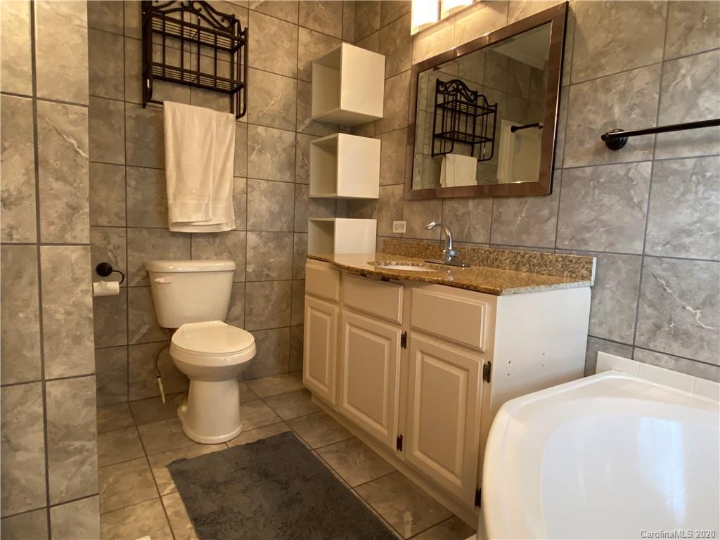 1107 Bee Tree Road Swannanoa, NC 28778 - Photo 10 of 25 Gallery Image 10