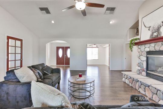 411 North Wildflower Street Ridgecrest, CA 93555 - Photo 12 of 35