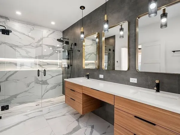 $6,495 | 114 Church Street, Unit 2, Waltham, MA 02452