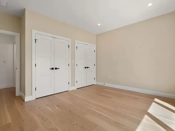 $6,495 | 114 Church Street, Unit 2, Waltham, MA 02452