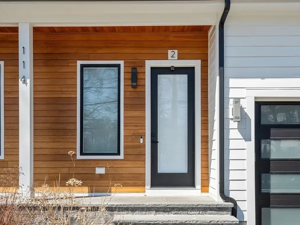 $6,495 | 114 Church Street, Unit 2, Waltham, MA 02452