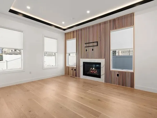 $6,495 | 114 Church Street, Unit 2, Waltham, MA 02452