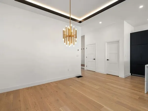 $6,495 | 114 Church Street, Unit 2, Waltham, MA 02452