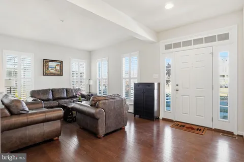 $699,900 | 7207 Maisson Ridge Circle, Beltsville, MD 20705