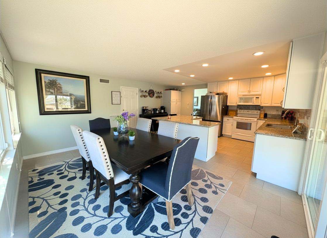 8063 Oak Meadow Court Citrus Heights, CA 95610 - Photo 7 of 25