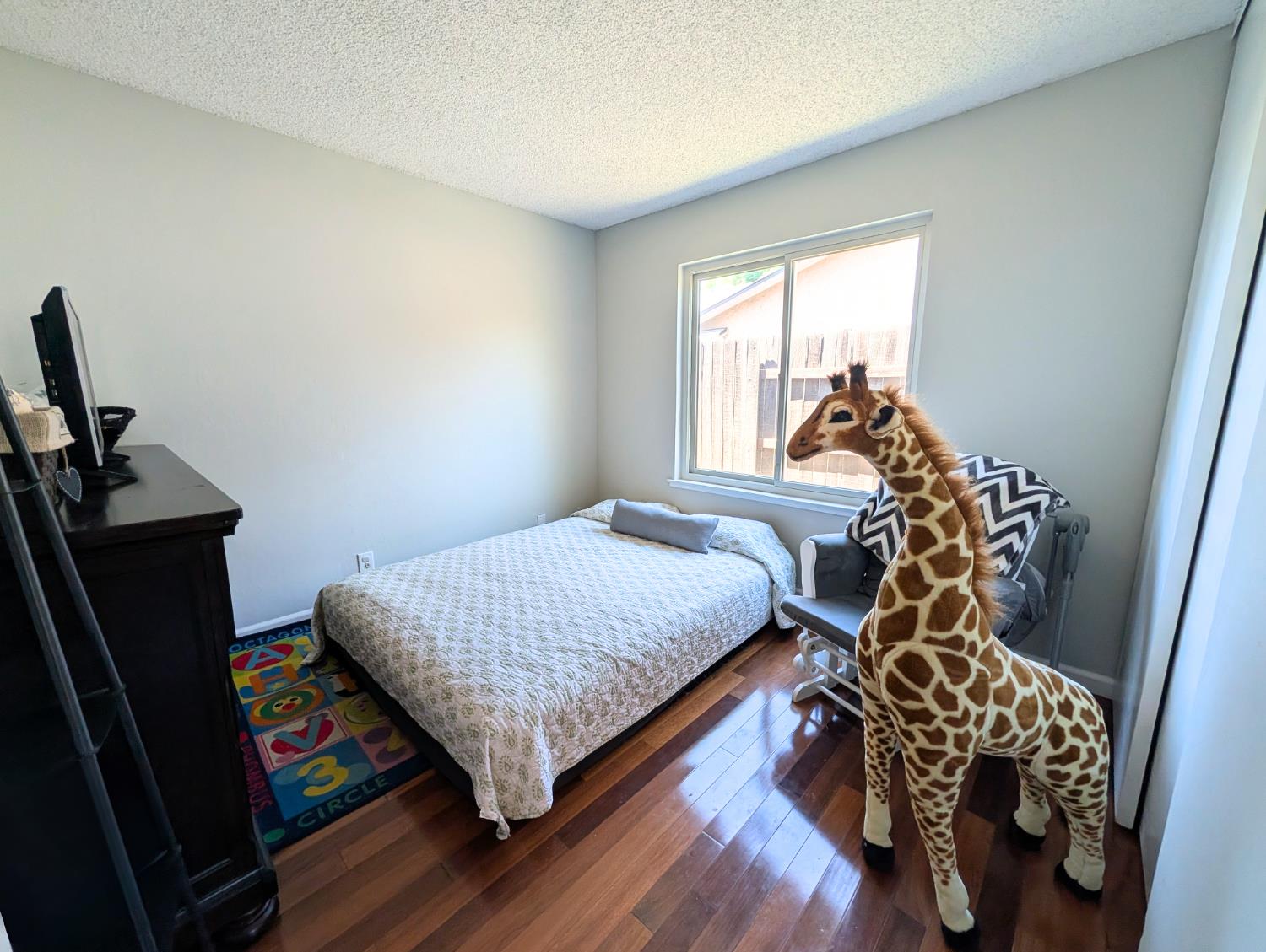 8063 Oak Meadow Court Citrus Heights, CA 95610 - Photo 10 of 25