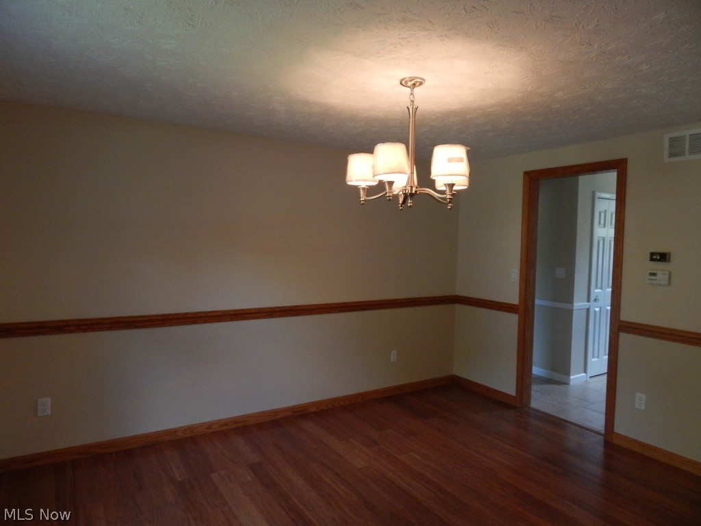 7772 Micawber Road Northeast Warren, OH 44484 - Photo 8 of 21 Gallery Image 8