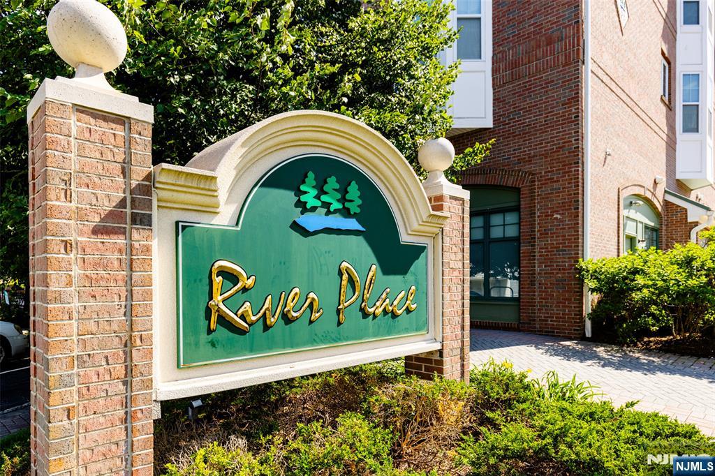 407 River Place Butler, NJ 07405 - Photo 20 of 25