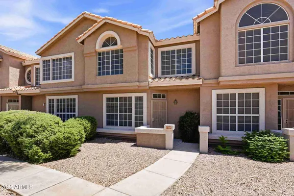 $395,000 | 13833 South 40th Street, Unit 1004, Phoenix, AZ 85044