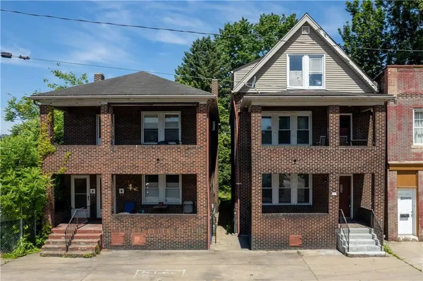 $280,000 | 217-219 5th Street, Wilmerding, PA 15148