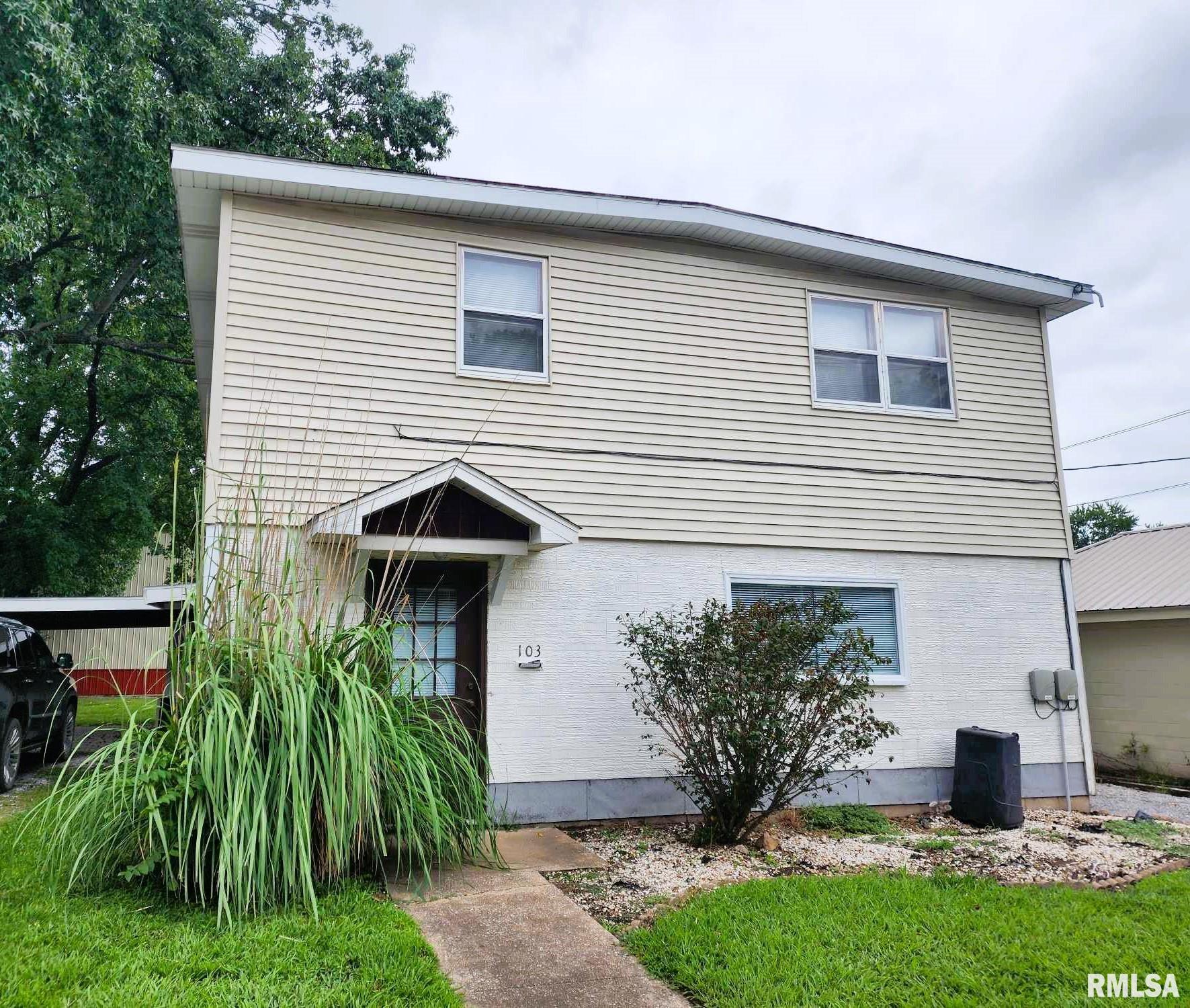 103 West Reed Street Benton, IL 62812 - Photo 3 of 30