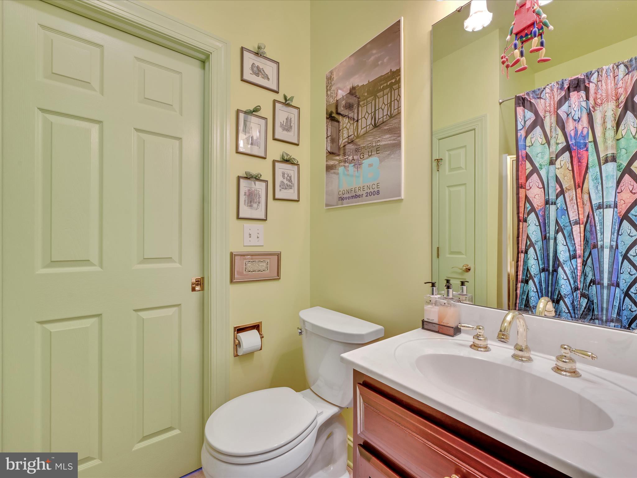 35 Monteview Drive York, PA 17404 - Photo 19 of 74 1st Floor Office Bath