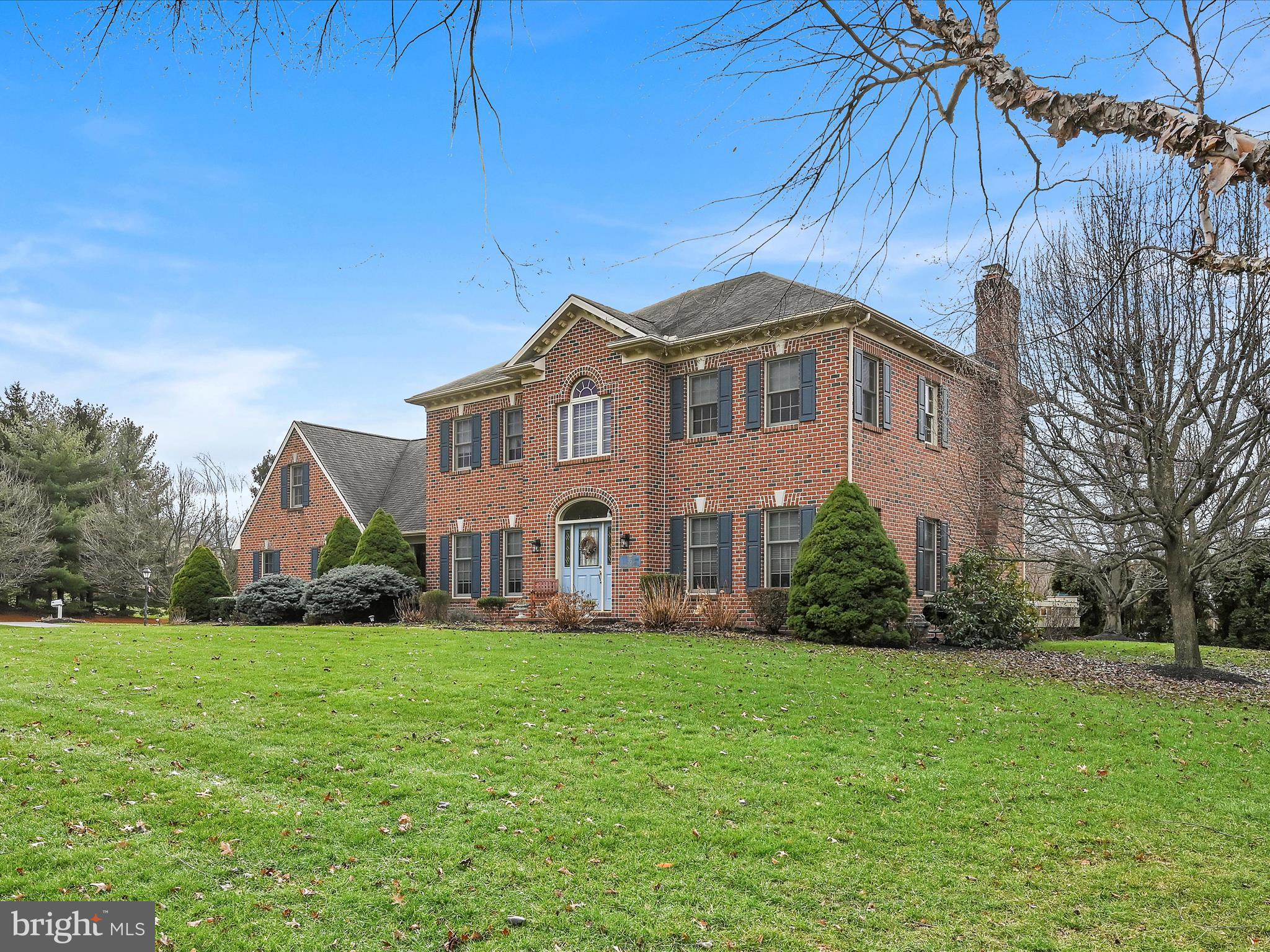 35 Monteview Drive York, PA 17404 - Photo 2 of 74 Front