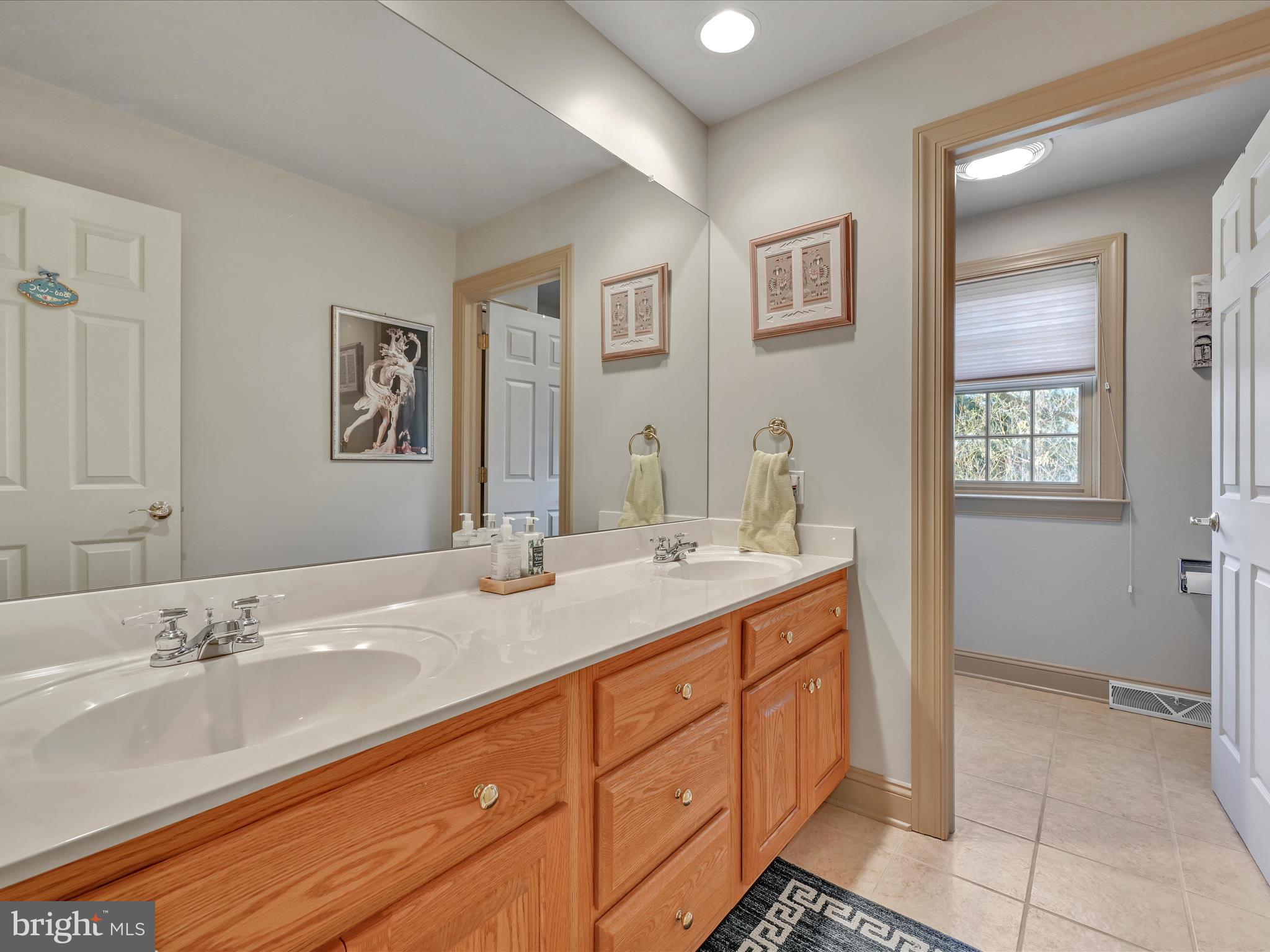 35 Monteview Drive York, PA 17404 - Photo 41 of 74 Bathroom