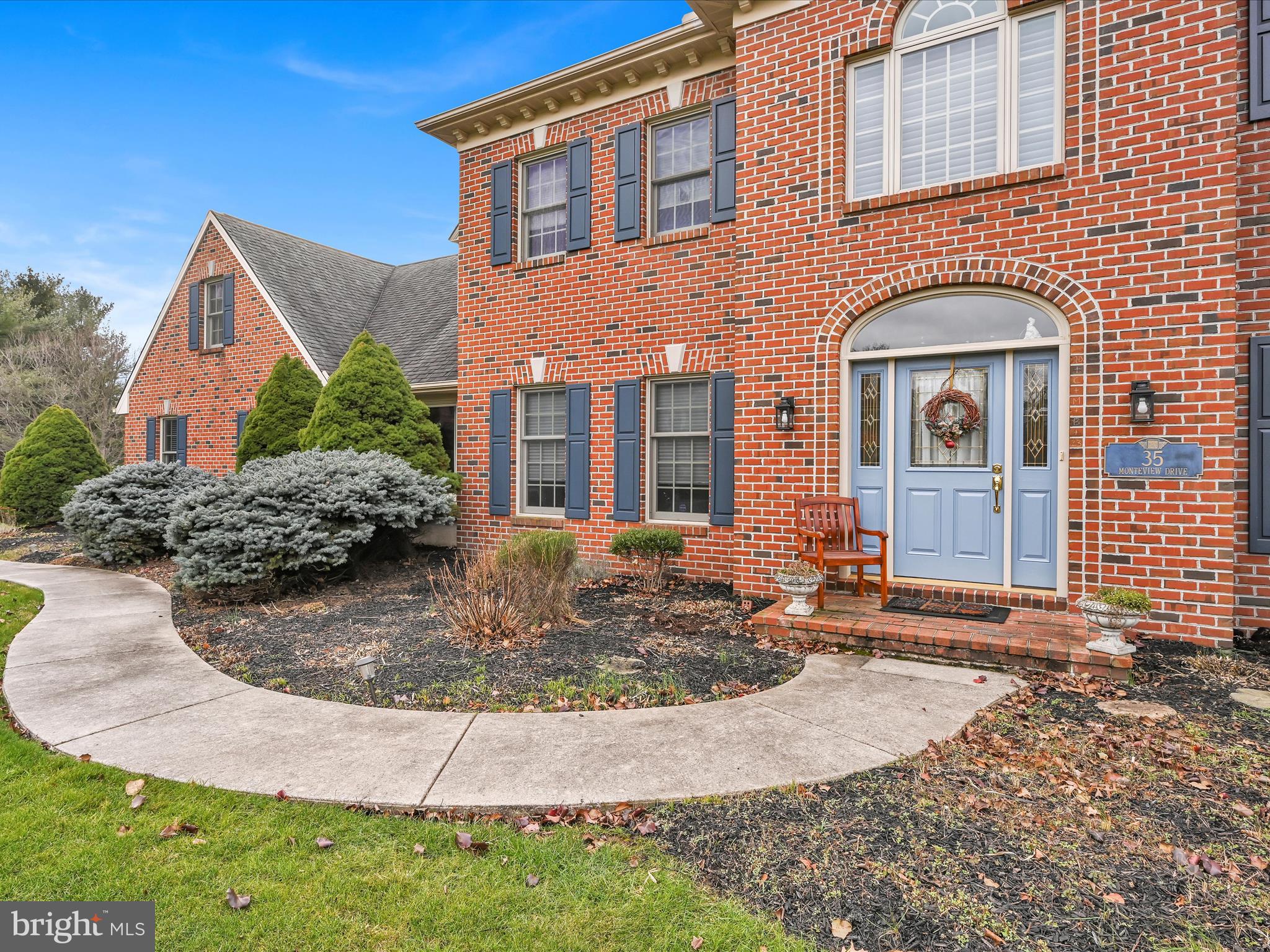 35 Monteview Drive York, PA 17404 - Photo 7 of 74 Front