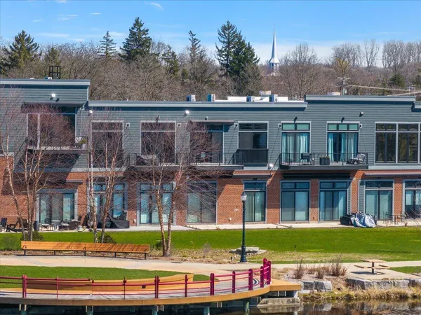 $359,000 | 220 King Street, Unit 10, Lowell, MI 49331