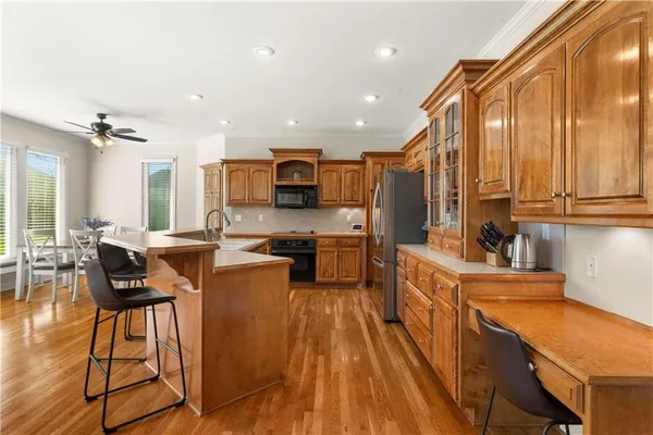 $575,000 | 709 Northeast Twin Brook Drive, Lee's Summit, MO 64086