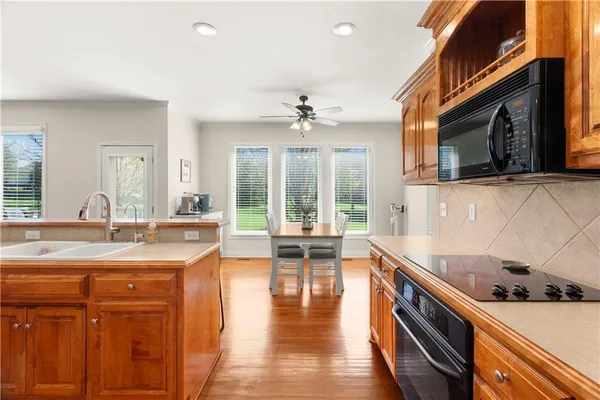 $575,000 | 709 Northeast Twin Brook Drive, Lee's Summit, MO 64086