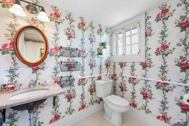 $925,000 | 3N369 LaFox Road, St. Charles, IL 60175