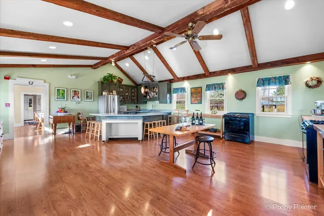 $925,000 | 3N369 LaFox Road, St. Charles, IL 60175