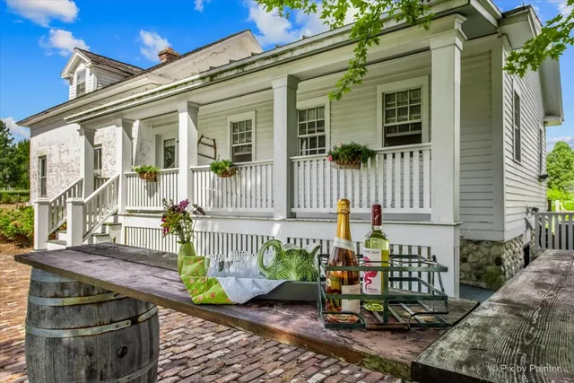 $925,000 | 3N369 LaFox Road, St. Charles, IL 60175