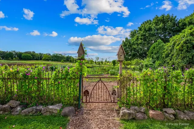 $925,000 | 3N369 LaFox Road, St. Charles, IL 60175