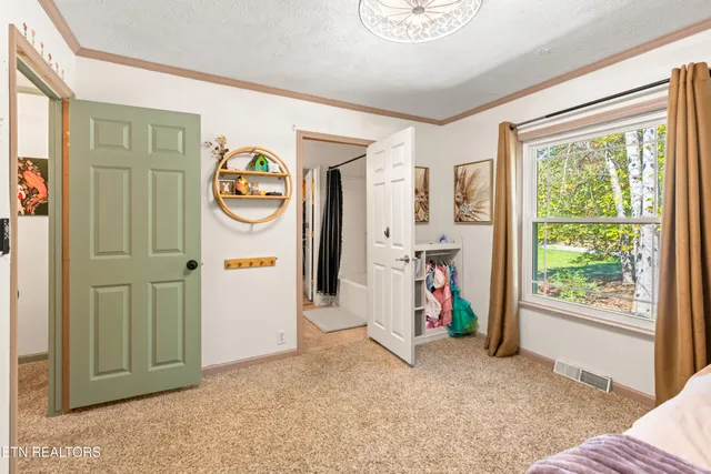 $479,900 | 110 Beech Fork Lane, Wartburg, TN 37887