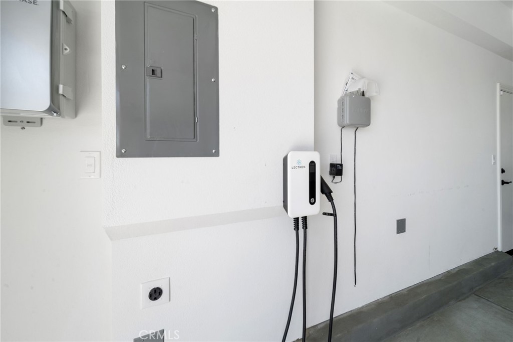 39565 Caladium Drive Temecula, CA 92591 - Photo 58 of 66 Electric Vehicle Charger Included in sale