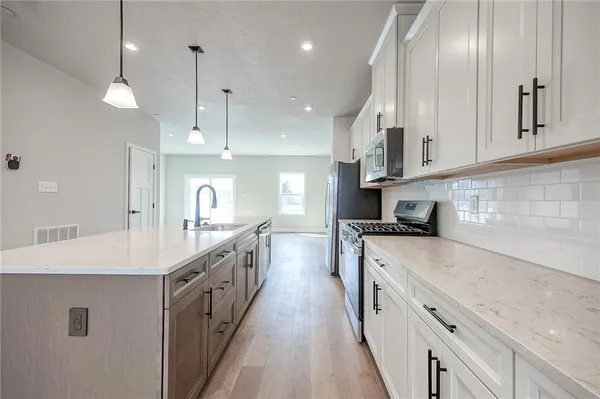 $3,300 | 315 Telluride Lane, Cranberry Township, PA 16066