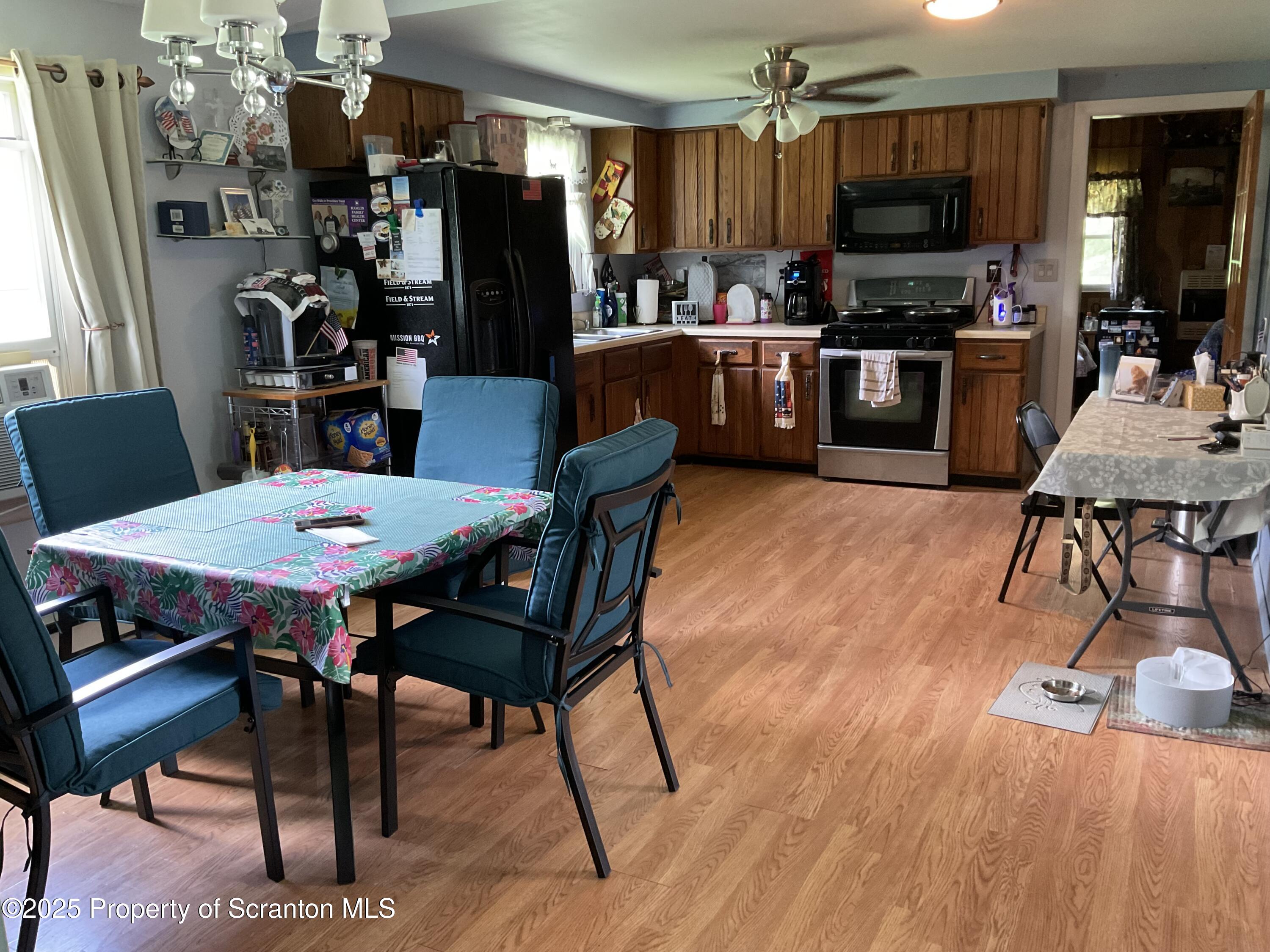 135 Spudeno Road Moscow, PA 18444 - Photo 20 of 41 IMG_3482
