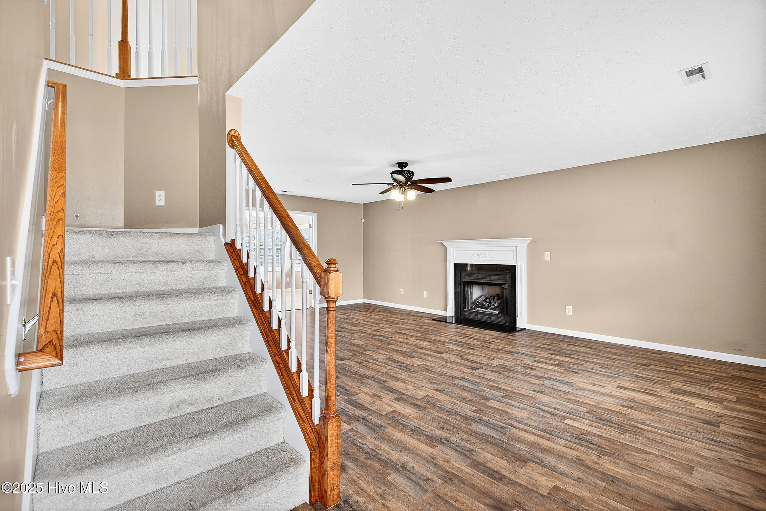 307 Old Dam Road Jacksonville, NC 28540 - Photo 4 of 39 04