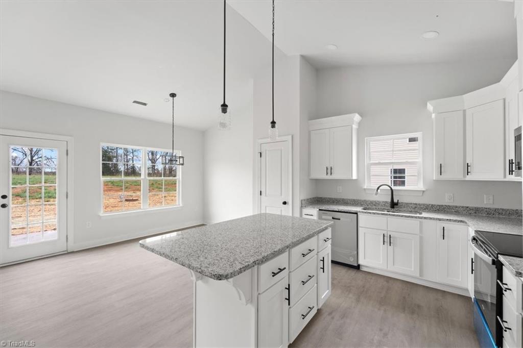 838 Deadmon Road Mocksville, NC 27028 - Photo 12 of 27 Representative photos from the same plan — actual home may vary slightly in colors, finishes, fixtures, etc.