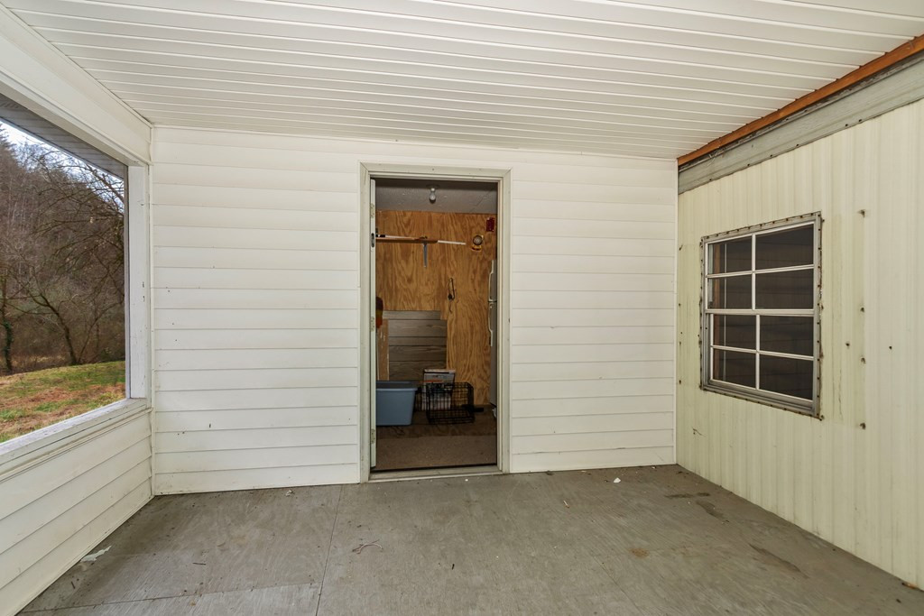 1015 Beaver Creek Road Andrews, NC 28901 - Photo 13 of 49 Gallery Image 13