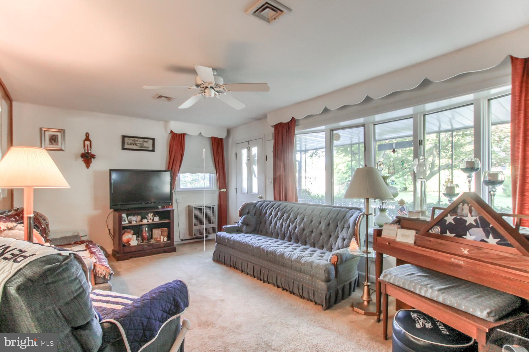 315 College Hill Road Enola, PA 17025 - Photo 3 of 27 Gallery Image 3