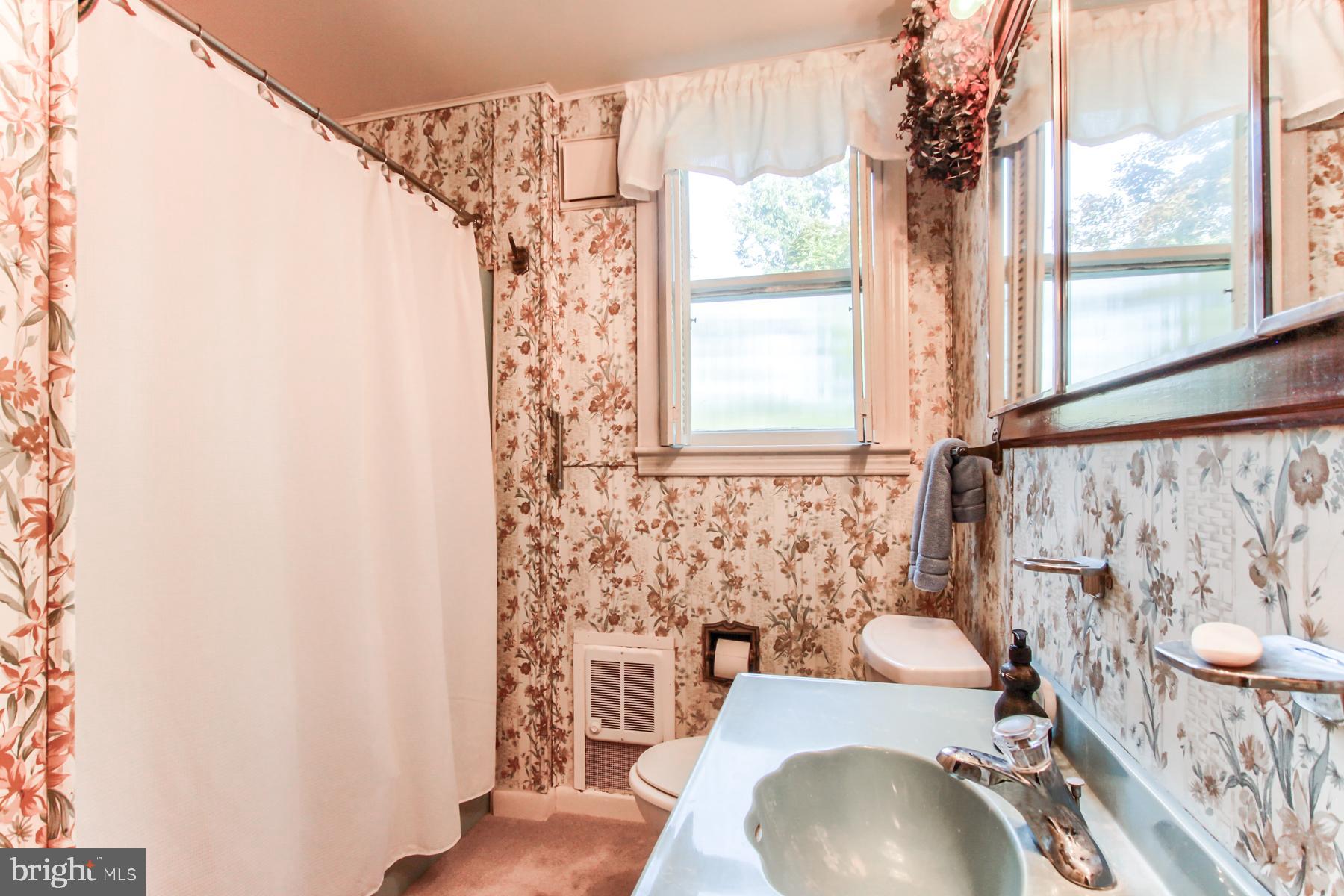 315 College Hill Road Enola, PA 17025 - Photo 9 of 27 Gallery Image 9