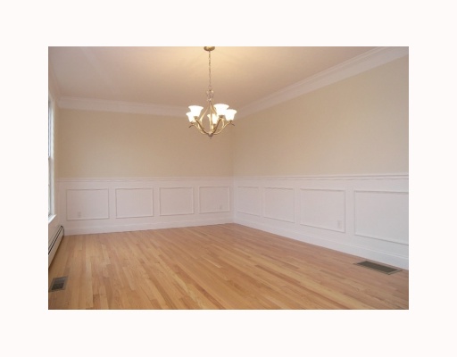 4 Bellmare Road Coventry, RI 02816 - Photo 5 of 8 Dining Room.