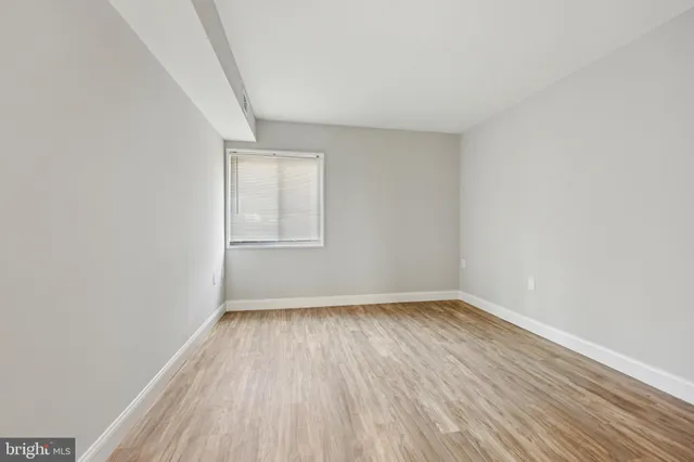 $235,000 | 1410 Northgate Square, Unit 10/1A, Reston, VA 20190