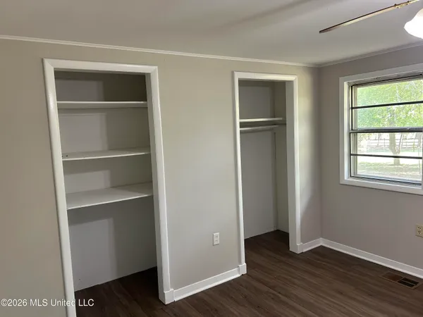 $1,495 | 3464 South Red Banks Road, Byhalia, MS 38611