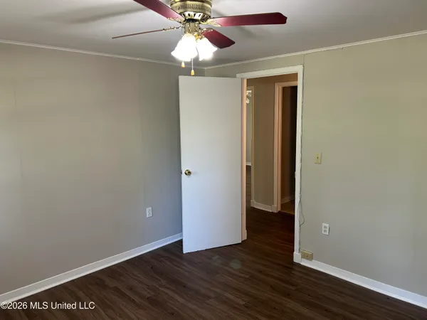 $1,495 | 3464 South Red Banks Road, Byhalia, MS 38611